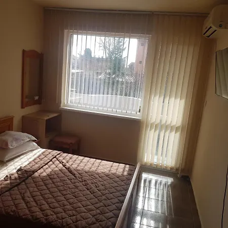 Pensjonat Dvete Brezi