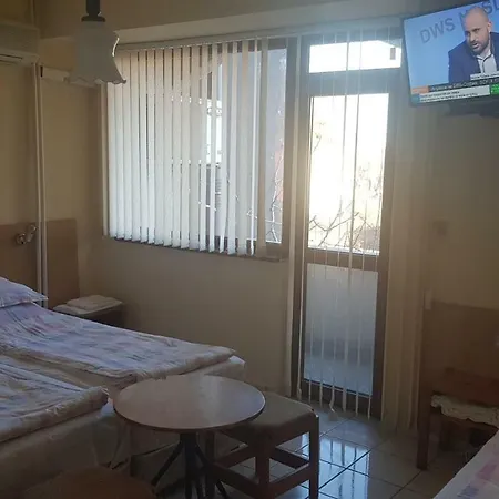 Pensjonat Dvete Brezi Burgas