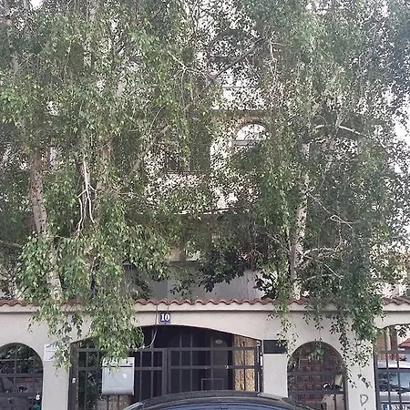 Πανσιόν Dvete Brezi *